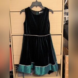 Elegant Green Velvet Kids Dress